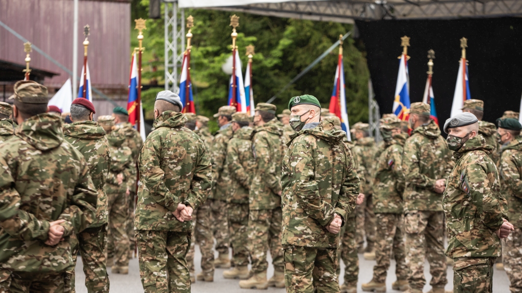 Postroj pripadnikov Slovenske vojske