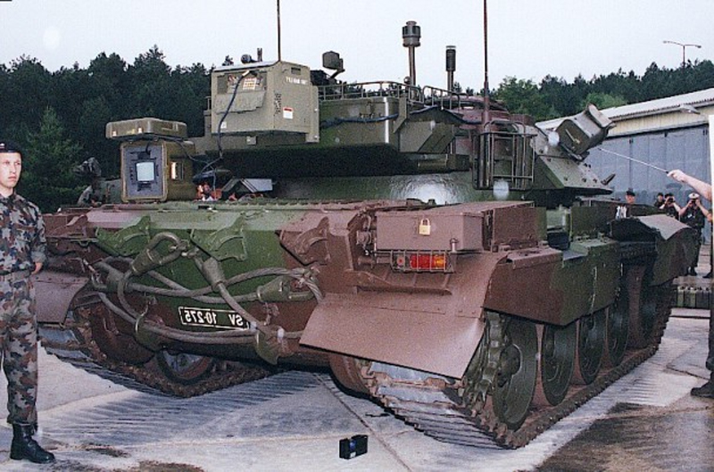 Tank_-_ST_Ravne_M-55_S_2.jpg
