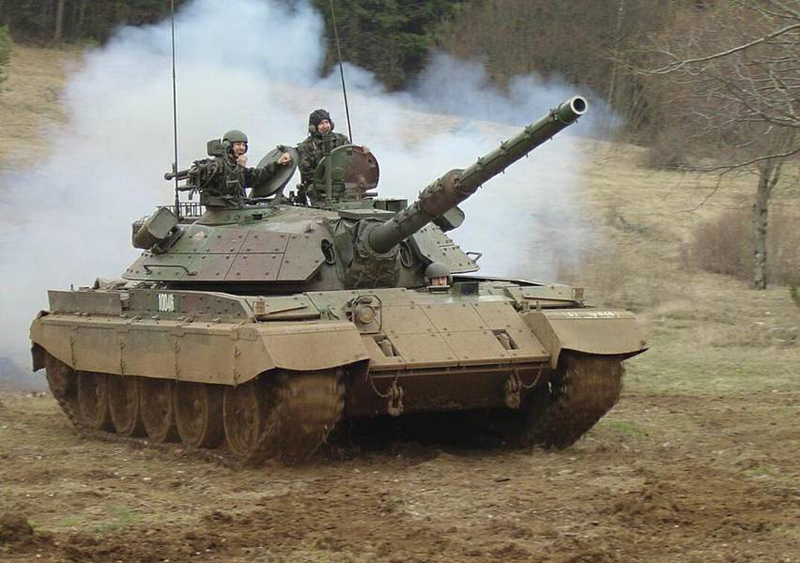 Tank_-_ST_Ravne_M-55_S_5.jpg